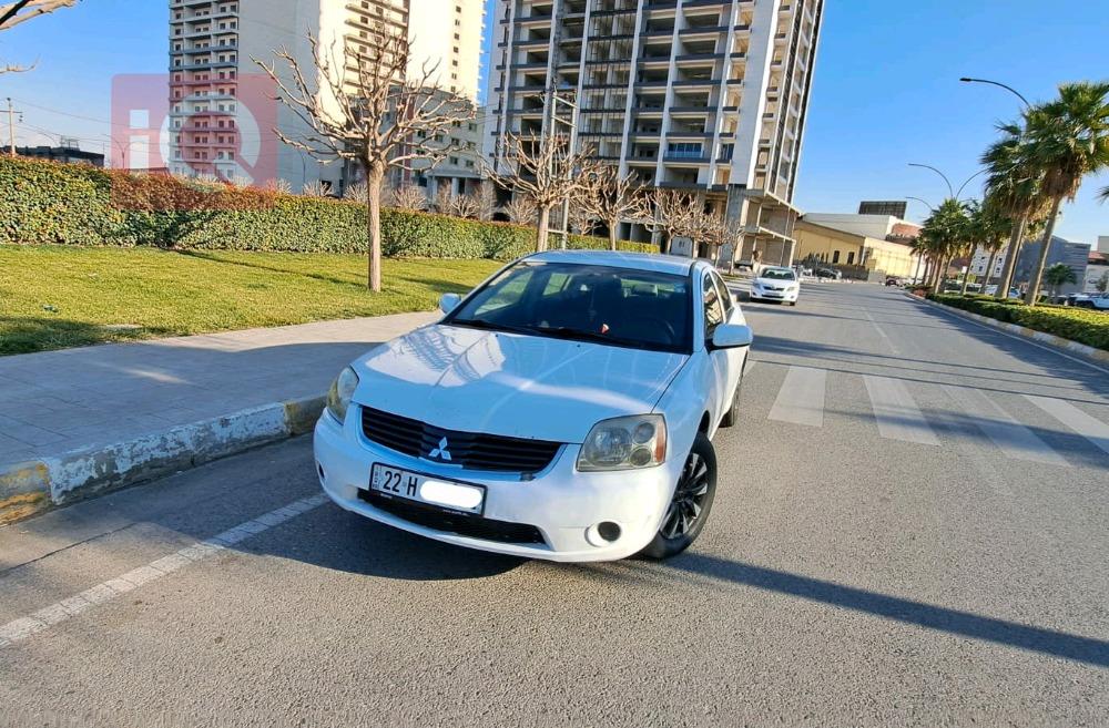 میتسوبیشی گلانت